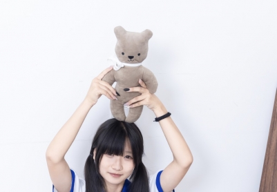 【物恋传媒】2896期：小怜-板鞋、白棉袜（中筒）、裸足、校服