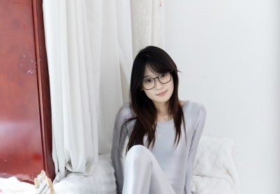 【物恋传媒】2808期：山奈-高跟凉鞋、银色连体衣（连手连脚款）