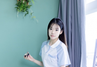 【物恋传媒】2895期：晚舟-板鞋、薄黑丝（脚尖微加固款）、裸足（粉色美甲）