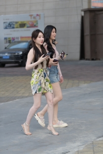 美腿靓丽闺蜜  60P