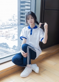 [袜啵啵]366期：甜甜圈-三双板鞋、白棉袜、短白丝