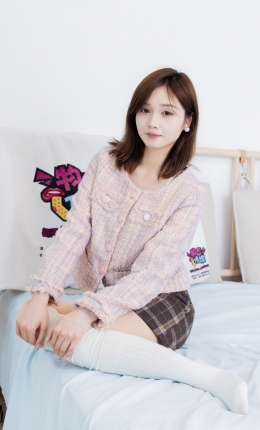 【物恋传媒】2425期：橙子-长靴、白色过膝棉袜、厚肉丝