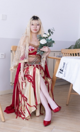 【袜啵啵】540期：小甜豆-高跟鞋、油亮薄白丝（脚尖透明款）