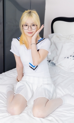 【袜啵啵】495期：小甜豆-高跟长靴、白棉袜、薄白丝（脚尖加固款）