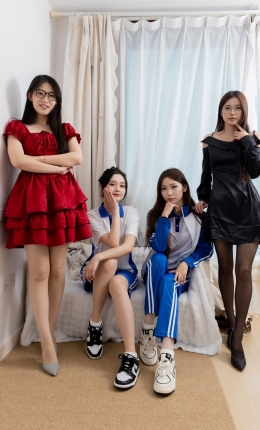 【物恋传媒】2637期：茯苓泡泡橙子奶糖-板鞋高跟鞋、白棉袜薄肉丝黑丝白丝、裤里丝