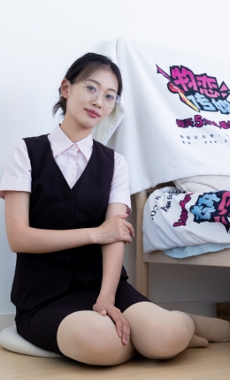 【物恋摄影】2220期：小优-皮鞋、厚肉丝、裸足、银行制服
