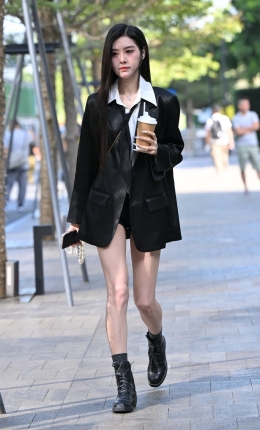 2306-1182=57√纤细美腿小姐姐