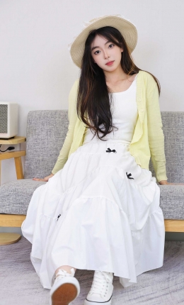 【绮梦摄影】381期：小萌  [无印珍藏版]