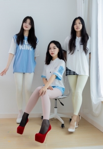 【物恋】2000期：茯苓纱纱青柠-高跟鞋、油亮肉丝黑丝白丝（脚尖透明款）、瑜伽裤裤里