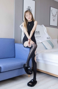 [袜啵啵] 219期：稚予 板鞋 拖鞋 厚黑丝 雷丝 [140P/1V/5.37G]