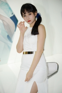 2204_106=展会—美女模特 玉足精细 _83P