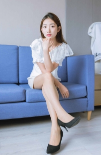 [袜啵啵] 223期：小沫-高跟鞋 油亮肉丝 [142P/1V/5.38G]