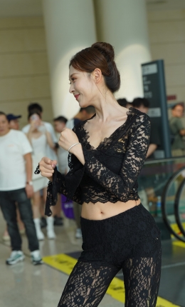 2306-907=118√蕾丝衣裤--小龙鼠