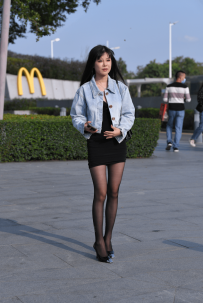 2210-521=244P+视频/8.12GB