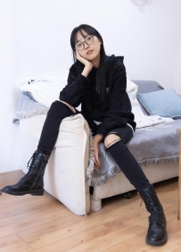 [袜啵啵] 061期：稚予-短靴 白棉袜 裸足 [159P/1V/7.29G]