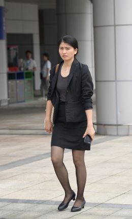 2306-1536=65√黑丝制服，黑丝职工