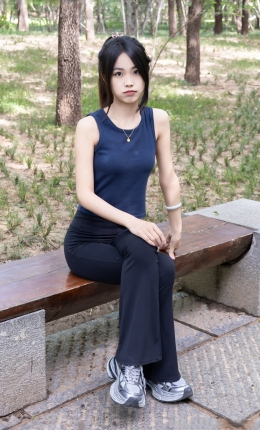 【甜予摄影】264期：茉莉-运动鞋、白棉袜、裸足