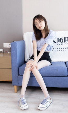 【袜啵啵】467期：稚予-板鞋、白丝（脚尖加固款）