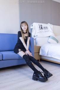 [袜啵啵] 270期：稚予-高跟鞋、皮鞋、厚黑丝、黑色大腿棉袜