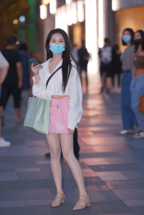 2210-1009=可爱粉裙小姐姐-91P/1.24GB