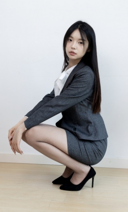 【物恋传媒】2790期：青提-高跟鞋、薄灰丝（脚尖透明款)、ol制服