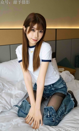 【甜予摄影】308期：萧潇-运动鞋、白棉袜、薄黑丝（完整版）