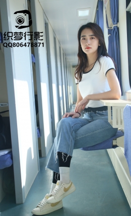 【织梦摄影】人在旅途，火车上拍摄（完整版）