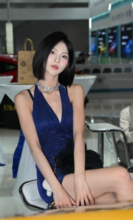 2306-1635=71√赤脚仙子-依依酱