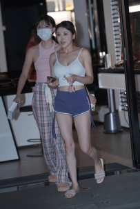 2210-555=热裤-161P/2.05GB