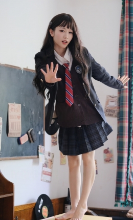 【织梦摄影】黑泽林雪——罗裙巧衬女儿娇（白袜典藏版）