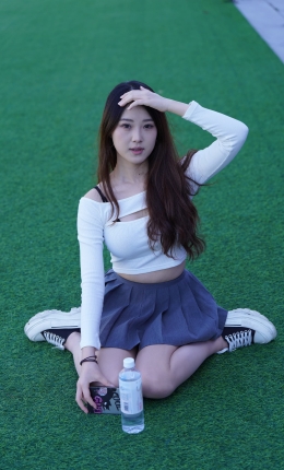 百褶裙女孩【775P】