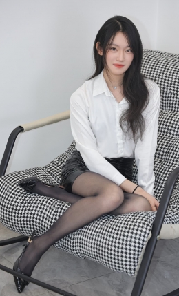 【绮梦摄影】508期：小艺  [无印珍藏版]