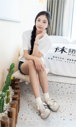 【袜啵啵】723期：珍珠-德训鞋、纯白棉袜（中筒）、裸足