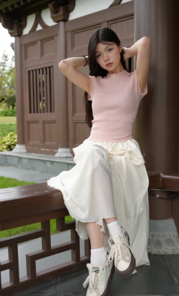 【青柠摄影】067期：小小-（裸足较少）公园素材、肉丝袜+白袜重穿、裸足