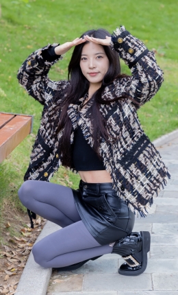 【物恋传媒】2549期：茯苓-短靴、厚灰丝（图片+视频）