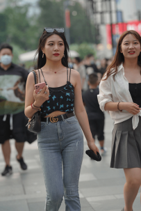 2210-960=117P+视频/1.93GB