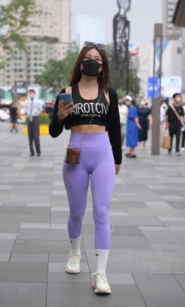 2306-1887=111√紧身裤