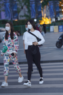 2210-557=瑜伽裤-95P/1.39GB