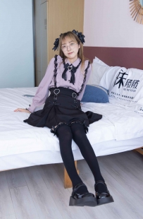 [袜啵啵] 247期：稚予-皮鞋 黑丝大腿袜 地雷系女友 [160P/1V/5.97G]