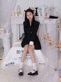 【甜予摄影】075期：小桃-皮鞋、白棉袜、肉丝（脚尖加固款）