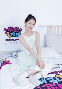 【物恋】2031期：小优-板鞋、白棉袜、裸足