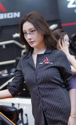 2306-1982=166√衬衫制服御姐范【套图➕视频】