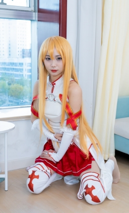 【物恋摄影】2340期：泡泡-cos亚丝娜、长靴、袜套、薄肉丝（脚尖加固款）