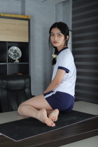 [Pary模拍] 可爱莹莹穿体操服秀美脚（110P）