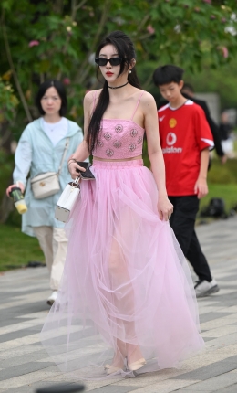 2306-920=66√优雅知性美人儿～