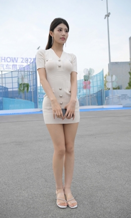 2306-2484=154√白短裙丝腿小姐姐