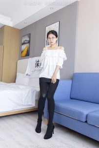 [袜啵啵] 295期：奶油-高跟鞋、平底鞋、厚黑丝、薄黑丝（脚尖加固款）