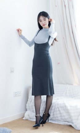 【物恋传媒】2713期：青提-高跟鞋、薄黑丝（脚尖加固款）