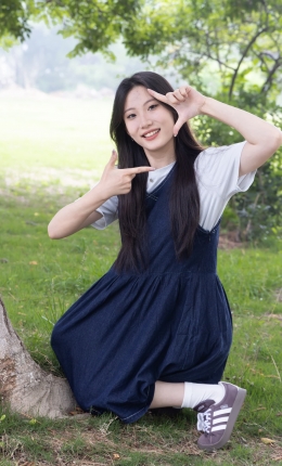 物恋传媒2393期：奶糖-帆布鞋、白棉袜、裸足