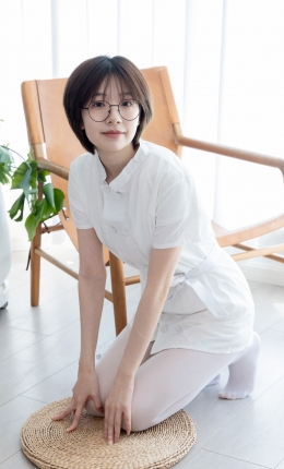 【袜啵啵】702期：小甜豆-高跟凉鞋、厚白丝、护士服